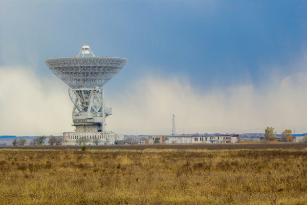 Спутниковая антенна-телескоп